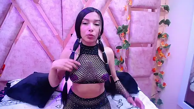 Snapshot of burbuja_pink_ chatting on October 9, 2025, 3:18 am burbuja pink online show from October 9, 2025, 3:18 am