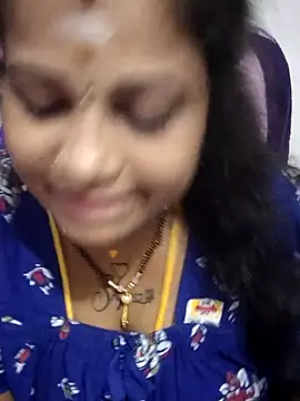 Snapshot of sweetqueen143 chatting on June 11, 2026, 10:18 pm sweetqueen143 online show from June 11, 2026, 10:18 pm