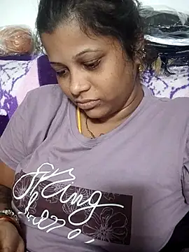 Snapshot of sweetqueen143 chatting on June 7, 2026, 4:50 am sweetqueen143 online show from June 7, 2026, 4:50 am