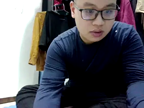 loveninja online show from February 5, 2026, 12:01 pm