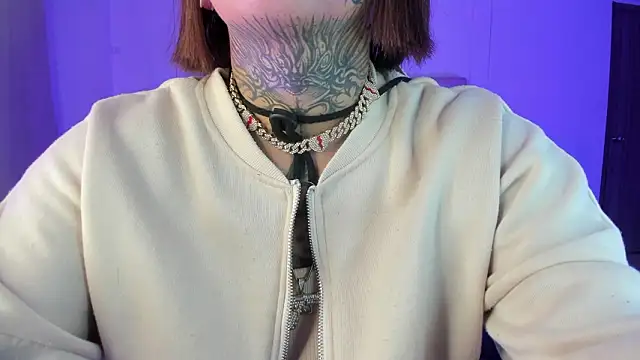 Gyal 8  online show from March 15, 2026, 3:35 am