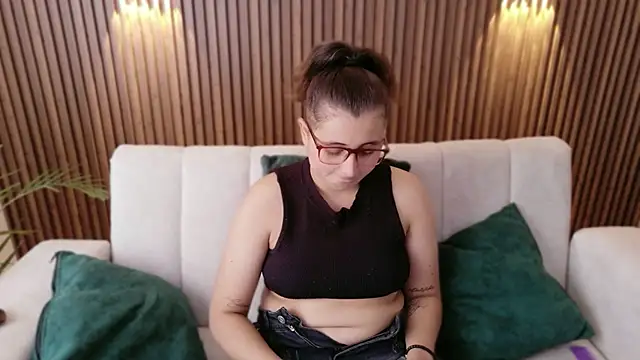 Snapshot of dirty_feelena chatting on November 6, 2025, 5:06 pm dirty feelena online show from November 6, 2025, 5:06 pm