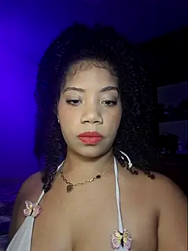 Snapshot of hottielatina chatting on November 8, 2025, 10:46 pm hottielatina online show from November 8, 2025, 10:46 pm