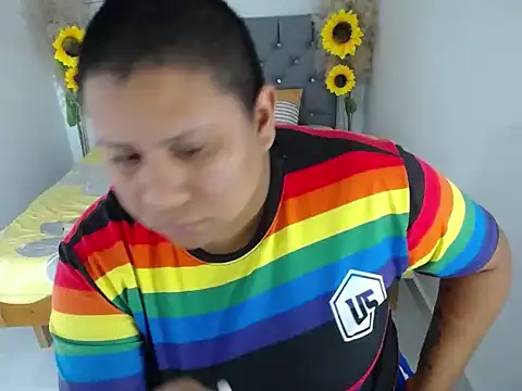 hotlesby valery online show from December 1, 2025, 12:06 pm