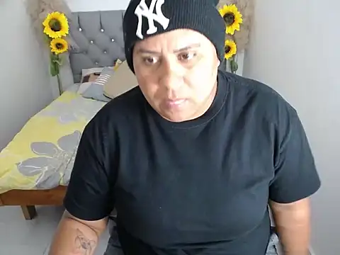 hotlesby valery online show from January 6, 2026, 12:20 pm