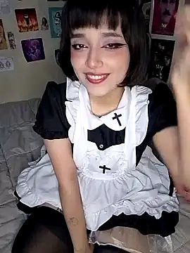 lucianasama online show from September 30, 2025, 3:12 am