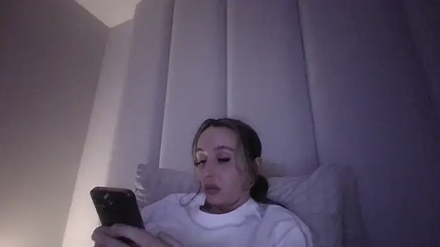 Snapshot of Scotishminx25 chatting on September 25, 2025, 7:42 pm Scotishminx25 online show from September 25, 2025, 7:42 pm