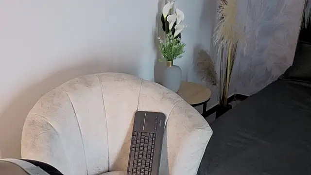 sarita princess7 online show from December 15, 2025, 8:14 pm