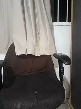 casado031999 online show from November 12, 2025, 12:15 am