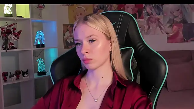 Snapshot of MiaGraces chatting on November 15, 2025, 5:33 am MiaGraces online show from November 15, 2025, 5:33 am