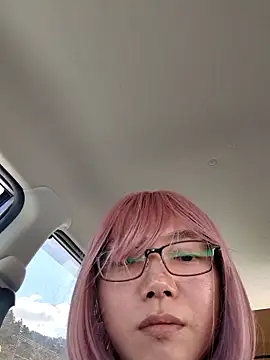 Snapshot of takusaki223 chatting on February 9, 2026, 12:30 am takusaki223 online show from February 9, 2026, 12:30 am