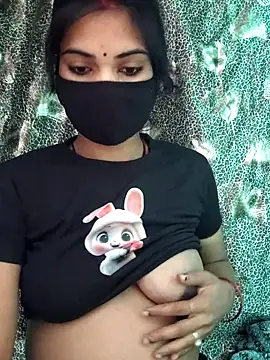 PRACHI-743 online show from May 9, 2026, 12:58 am