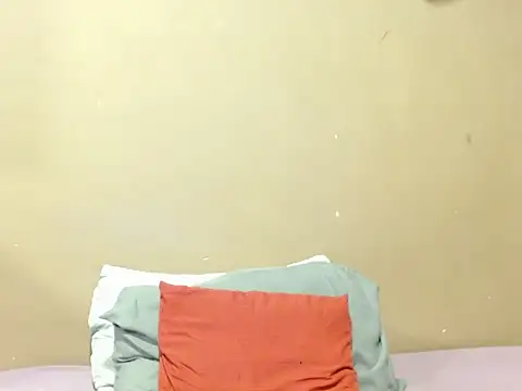 Snapshot of champaigncork chatting on February 18, 2026, 9:44 pm champaigncork online show from February 18, 2026, 9:44 pm