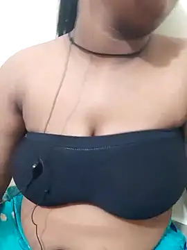 Kiara-Model online show from October 5, 2025, 5:42 am