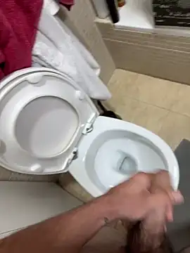 Snapshot of tusmuertos420 chatting on September 29, 2025, 6:13 pm tusmuertos420 online show from September 29, 2025, 6:13 pm