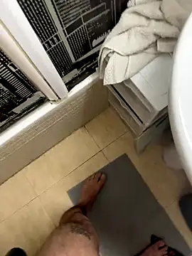 tusmuertos420 online show from November 24, 2025, 7:36 pm