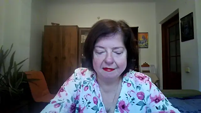 Snapshot of Violet_Pulse chatting on November 10, 2025, 10:53 am Violet Pulse online show from November 10, 2025, 10:53 am