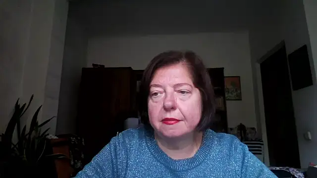 Snapshot of Violet_Pulse chatting on October 7, 2025, 11:44 am Violet Pulse online show from October 7, 2025, 11:44 am