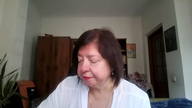 Snapshot of Violet_Pulse chatting on November 21, 2025, 9:30 am Violet Pulse online show from November 21, 2025, 9:30 am