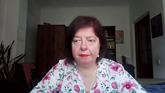 Violet Pulse online show from May 2, 2026, 9:14 am