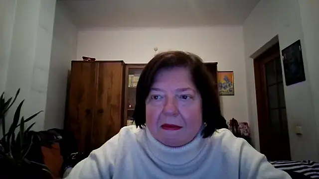 Snapshot of Violet_Pulse chatting on October 16, 2025, 2:47 pm Violet Pulse online show from October 16, 2025, 2:47 pm