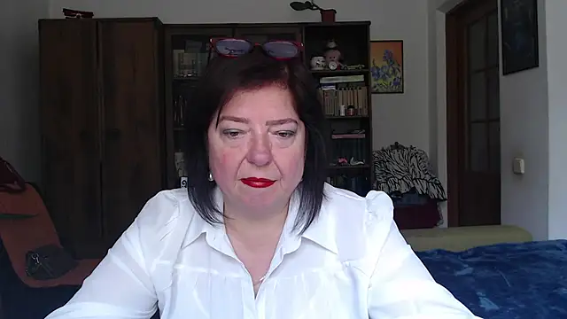 Violet Pulse online show from July 6, 2026, 8:21 am