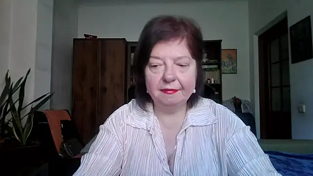Violet Pulse online show from April 26, 2026, 10:56 am