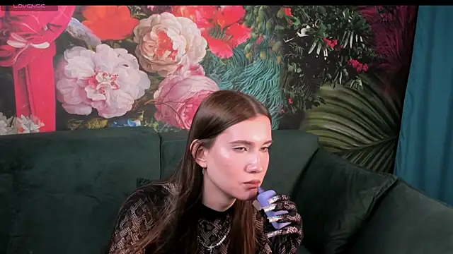 Snapshot of babyy_gloria chatting on October 19, 2025, 12:08 pm babyy gloria online show from October 19, 2025, 12:08 pm