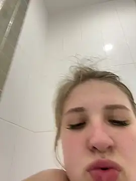 Niksa99x online show from February 9, 2026, 5:33 pm