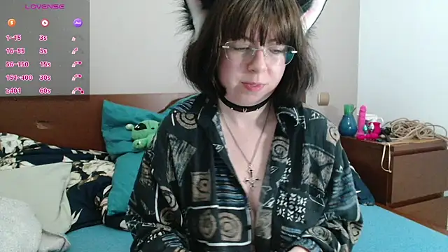 Snapshot of HardNerdVoid chatting on October 23, 2025, 5:44 pm HardNerdVoid online show from October 23, 2025, 5:44 pm