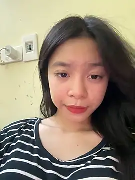 mau15  online show from September 27, 2025, 2:01 pm