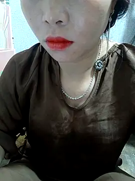 Snapshot of Minssara20 chatting on November 12, 2025, 2:04 am Minssara20 online show from November 12, 2025, 2:04 am