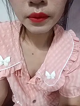 Labibi2k online show from September 22, 2025, 8:37 pm