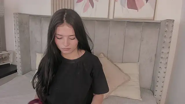 Snapshot of HaathorX chatting on December 1, 2025, 4:30 pm HaathorX online show from December 1, 2025, 4:30 pm