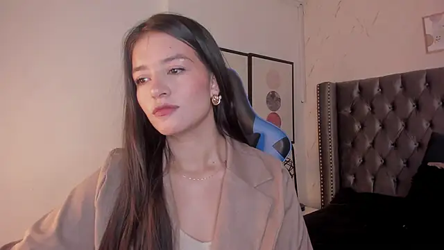 Snapshot of HaathorX chatting on December 2, 2025, 4:19 pm HaathorX online show from December 2, 2025, 4:19 pm