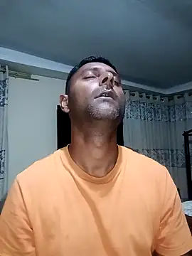 kingVibeX online show from November 9, 2025, 11:09 pm