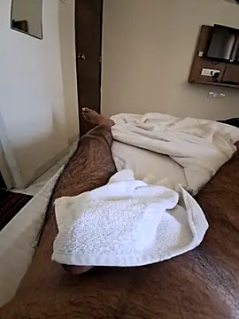 Snapshot of scotchnsoda chatting on November 16, 2025, 7:13 am scotchnsoda online show from November 16, 2025, 7:13 am