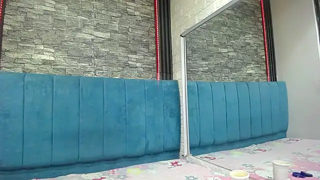 Lil Rose2006 online show from February 11, 2026, 3:01 pm