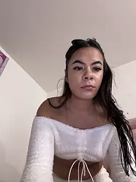 Snapshot of lindaa__ chatting on September 20, 2025, 7:52 pm lindaa online show from September 20, 2025, 7:52 pm