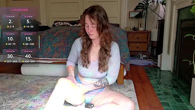 Snapshot of wutangwendy chatting on April 8, 2026, 5:36 pm wutangwendy online show from April 8, 2026, 5:36 pm