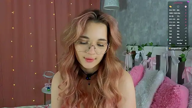 vivyboo111 online show from February 28, 2026, 7:46 pm