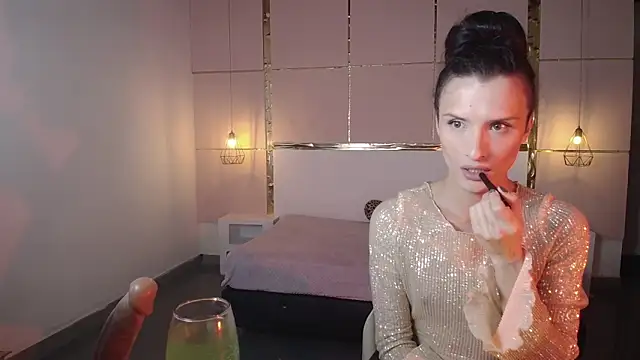 IsabelFernandez online show from October 15, 2025, 6:00 am