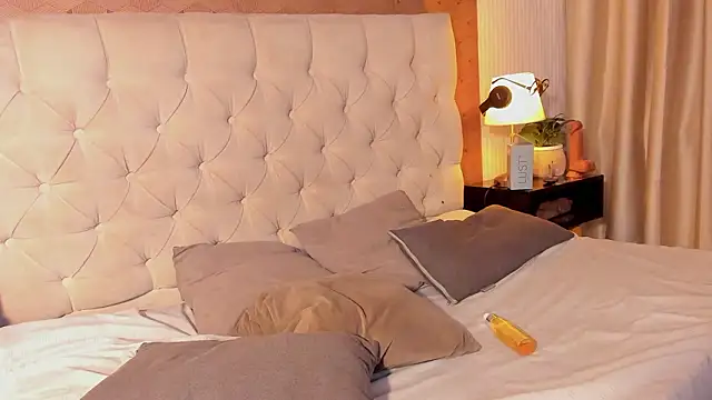 Snapshot of liam_twiink chatting on March 8, 2026, 2:04 am liam twiink online show from March 8, 2026, 2:04 am