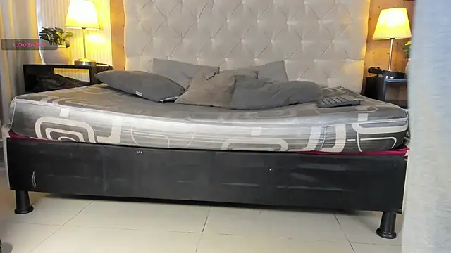 liam twiink online show from November 5, 2025, 7:28 pm