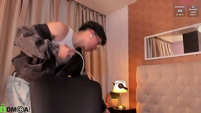 Snapshot of liam_twiink chatting on March 6, 2026, 2:50 am liam twiink online show from March 6, 2026, 2:50 am