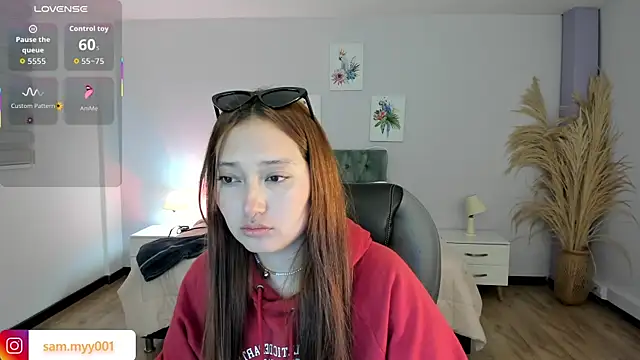 Snapshot of Samara_Hilton_2 chatting on November 10, 2025, 7:30 pm Samara Hilton 2 online show from November 10, 2025, 7:30 pm