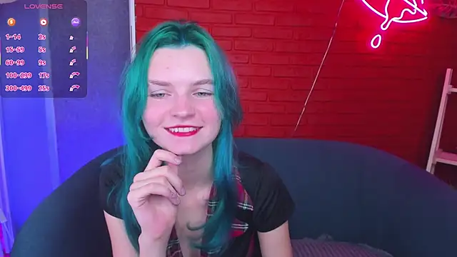 Snapshot of Lika_Sky chatting on November 18, 2025, 3:59 pm Lika Sky online show from November 18, 2025, 3:59 pm