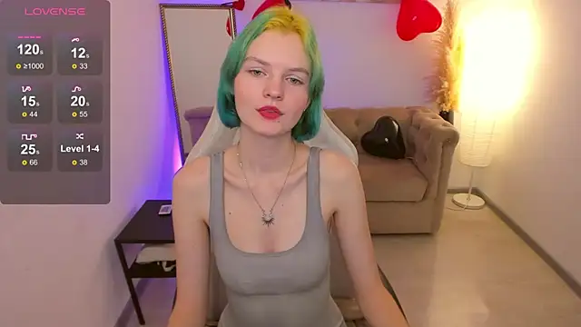 Snapshot of Lika_Sky chatting on February 14, 2026, 6:13 am Lika Sky online show from February 14, 2026, 6:13 am