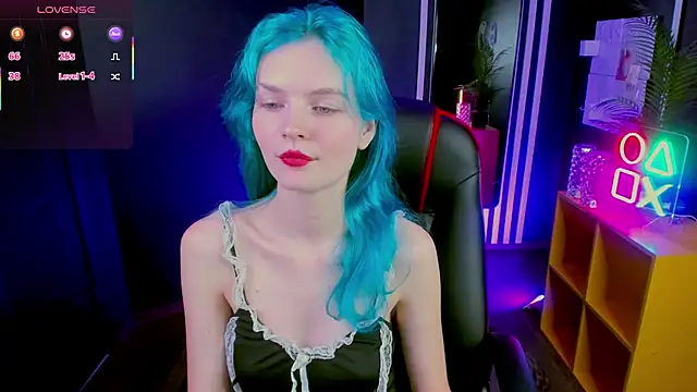 Snapshot of Lika_Sky chatting on December 2, 2025, 3:58 pm Lika Sky online show from December 2, 2025, 3:58 pm