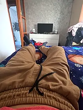 Snapshot of Foxbiker chatting on October 21, 2025, 11:09 am Foxbiker online show from October 21, 2025, 11:09 am